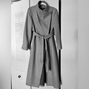 Used Kenneth Cole Long Wool Blend Coat Gray/Silver Great Condition Size 8